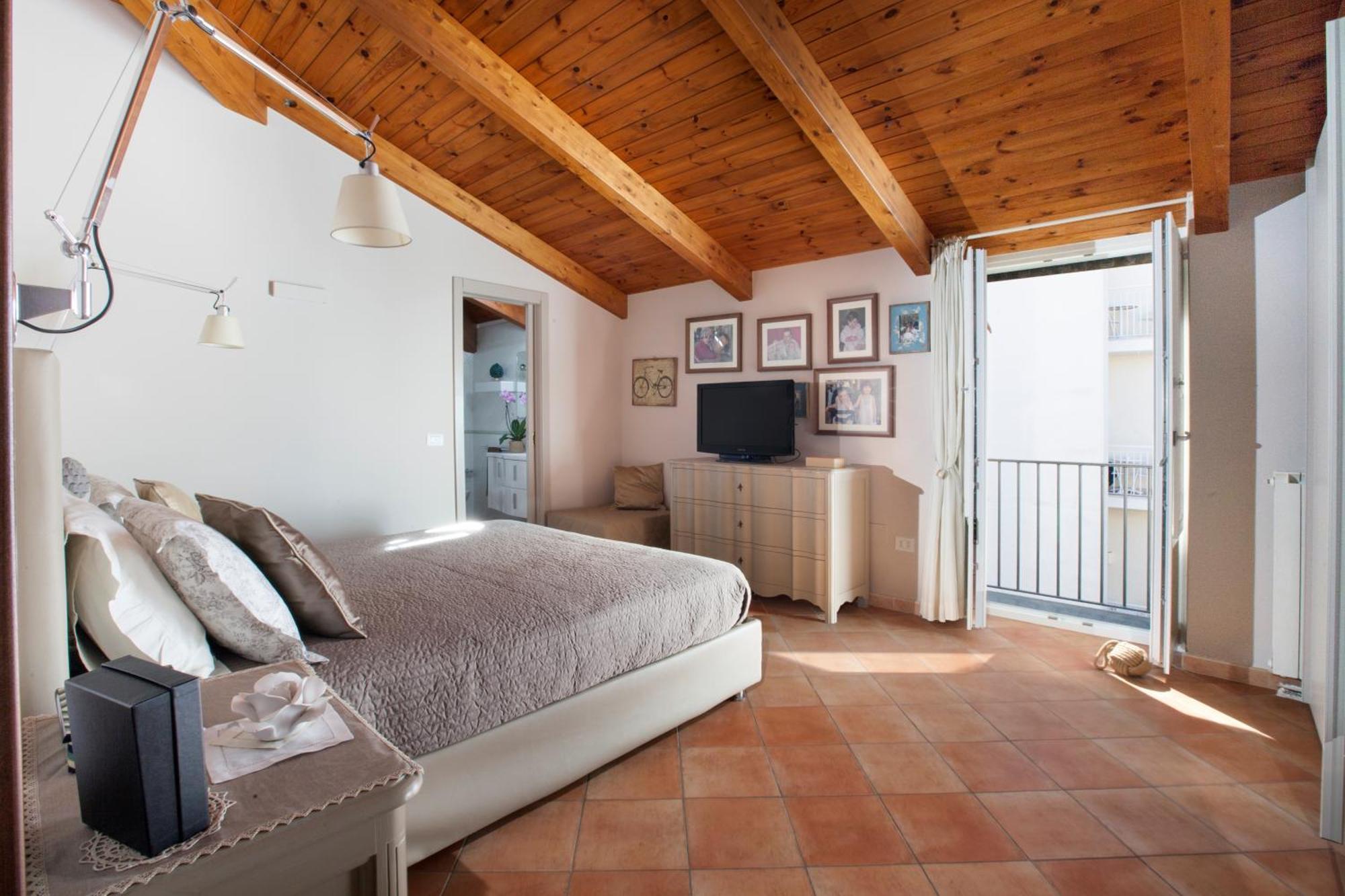 Amore Rentals - Appartamento Terrazza Tasso Sorrento Exterior photo