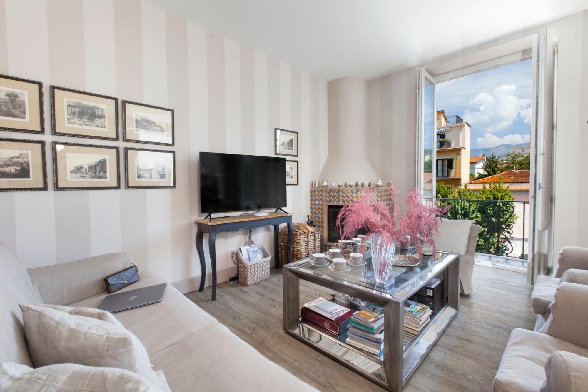 Amore Rentals - Appartamento Terrazza Tasso Sorrento Exterior photo